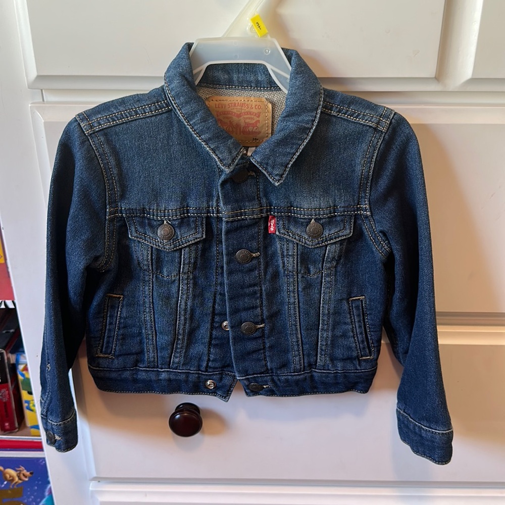 Never worn Levi jacket